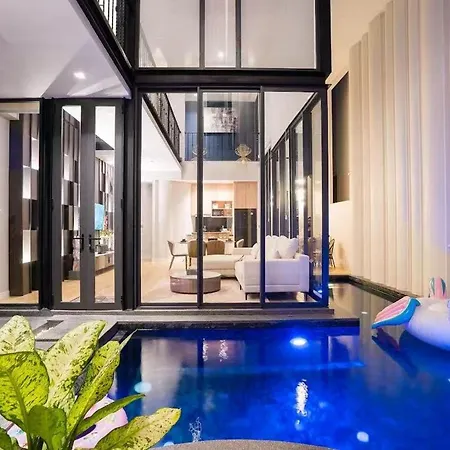 Private 4br Pool Villa *