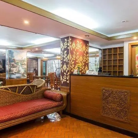 Chada Thai House