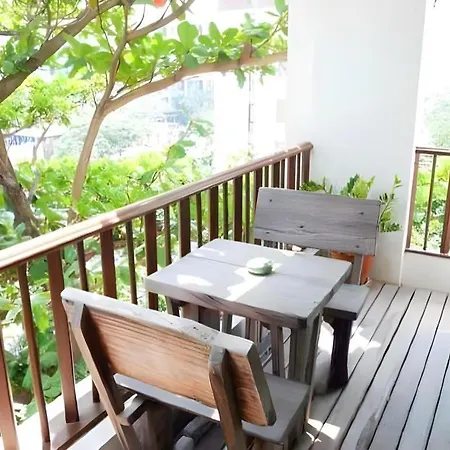 Chada Thai House โรงแรม