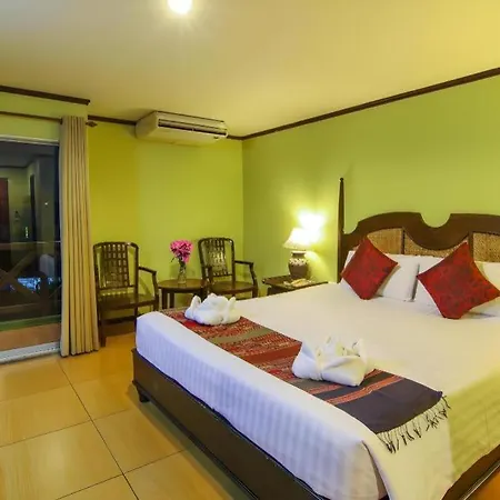 Resort Phuphaya 4*