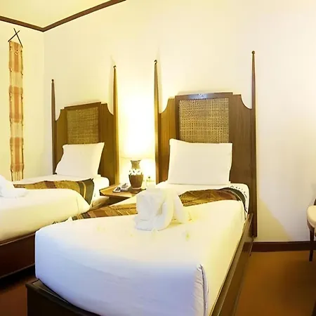 Resort Phuphaya Pattaya