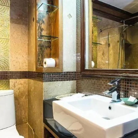 โรงแรม Chada Thai House Pattaya