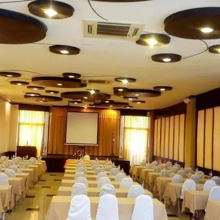 Resort Phuphaya 4*