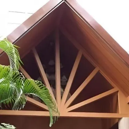 Chada Thai House 3*