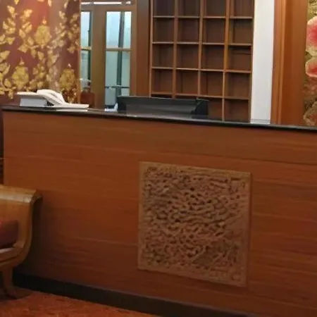 Chada Thai House โรงแรม Pattaya