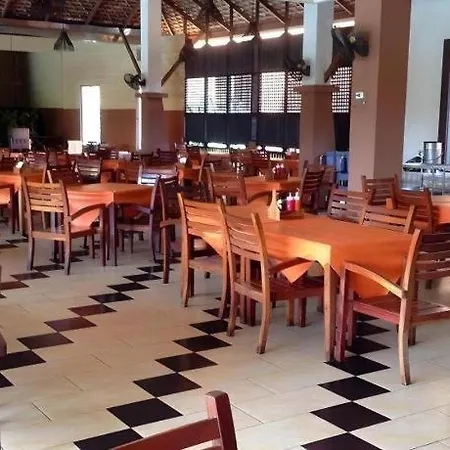 Resort Phuphaya 4*