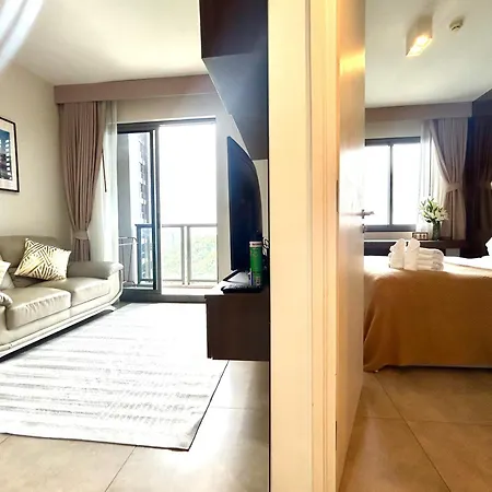 Unixx Sea View * Pattaya