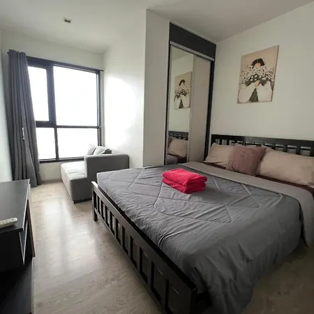 Sea View 2 Bed High Floor Apartment