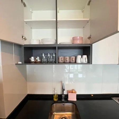 Apartment Sea View 2 Bed High Floor *