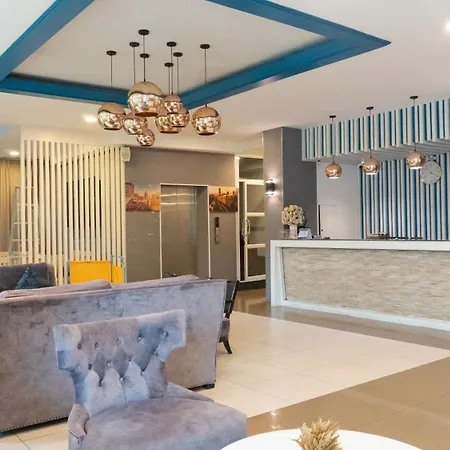 Curve Boutique * Pattaya