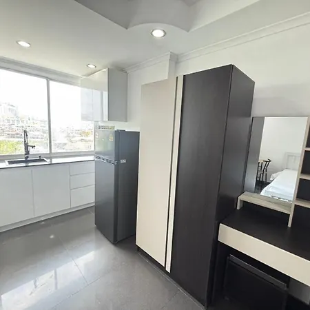 9 Karat By Psr Pattaya