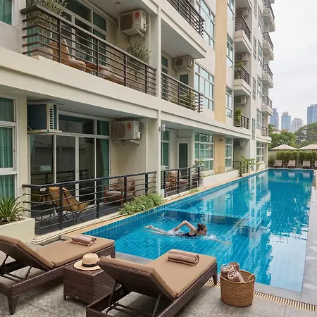 The Ocean Pearl - Steps Waterpark & Market Pattaya