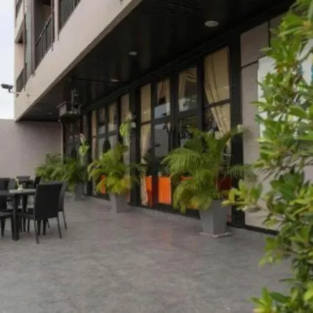 โรงแรม โกลเดนท์ทิวลิป เอสเซนเชียล พัทยา Pattaya