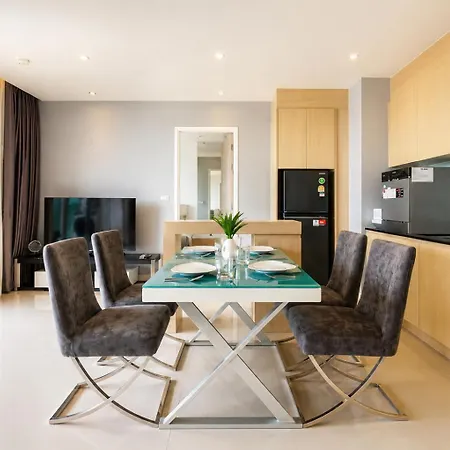 The Grande Caribbean Apartment *