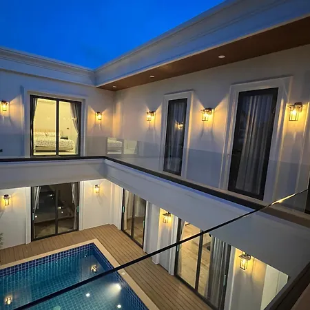 2 Palm Wongamat Villa Pattaya
