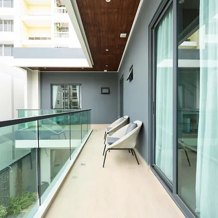 Holiday home Midtown - Pool In *