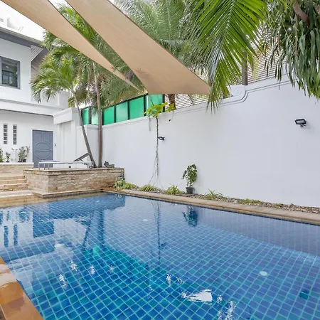 Pratumnak Hill Pool 4br Private Retreat *