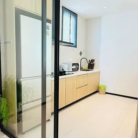 Aura Reserve-4 Bedrooms Three-story Pool * Pattaya