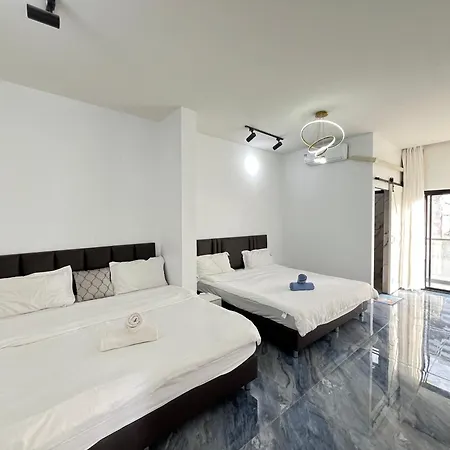 Lovely Pool Villa, 9 Bedroom Snooker,bbq Villa *