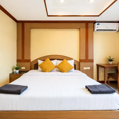 Hotel Arena 3*