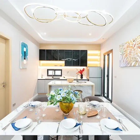 Holiday home Midtown - Pool In *