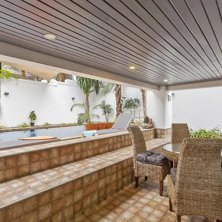 Pratumnak Hill Pool 4br Private Retreat Villa *