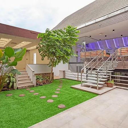 Pratumnak Hill Pool 4br Luxury Estate Pattaya