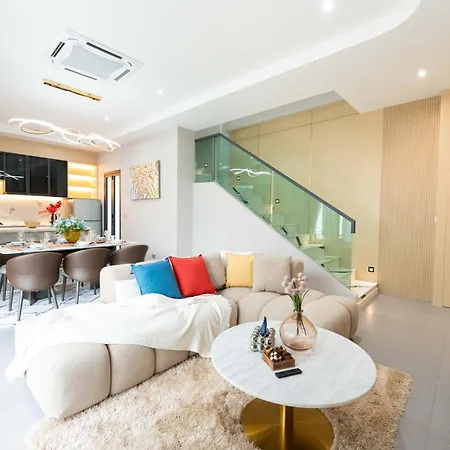 Holiday home Midtown - Pool In *