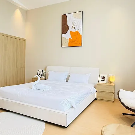 Aura Reserve-4 Bedrooms Three-story Pool *