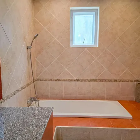 Villa Beachside 4bdr Private Pool For Groups Pattaya