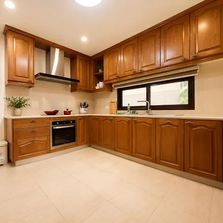 Luxury 4bedroom Private Pool In Near The & Terminal 21 Villa Pattaya