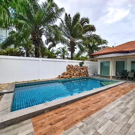 Beachside 4bdr Private Pool For Groups Villa Pattaya