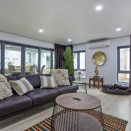 Pratumnak Hill Pool 4br Private Retreat Villa *