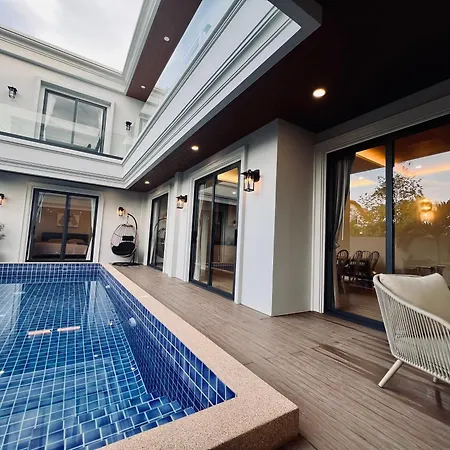 2 Palm Wongamat Villa Pattaya