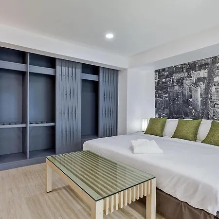 Villa Pratumnak Hill Pool 4br Private Retreat Pattaya