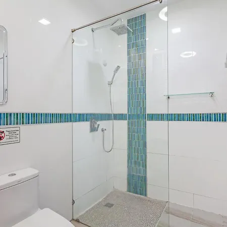 Pratumnak Hill Pool 4br Luxury Estate Pattaya
