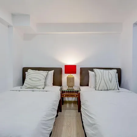 Pratumnak Hill Pool 4br Private Retreat Pattaya