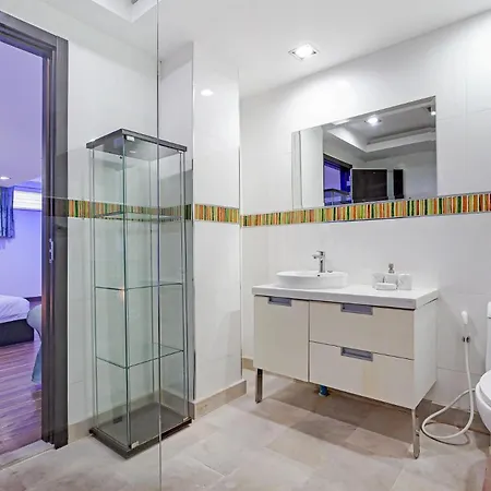 Villa Pratumnak Hill Pool 4br Luxury Estate Pattaya