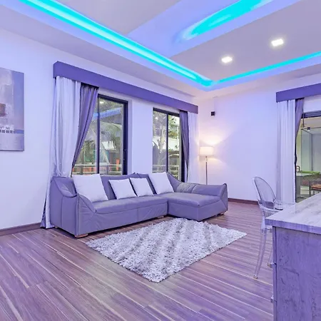 Pratumnak Hill Pool 4br Luxury Estate Villa *