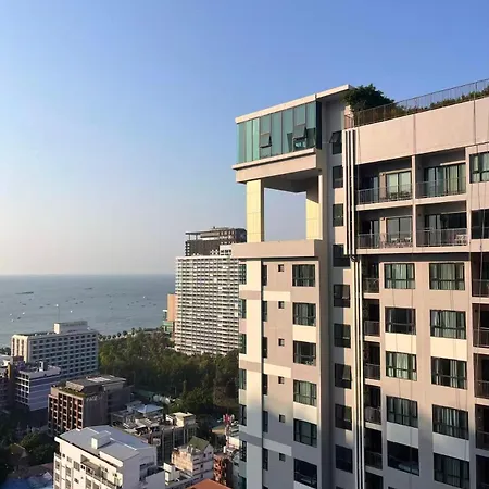 Apartment The Base Pattaya