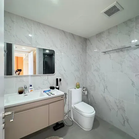 Apartment Zire Wongamat