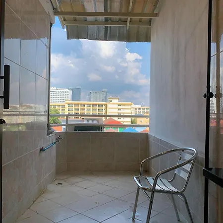 Tai Center 2 Pattaya