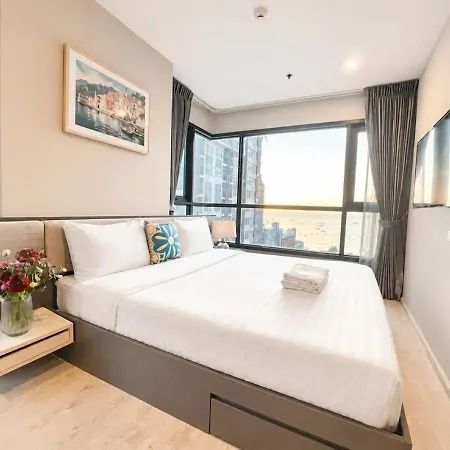 Sea View 2 Bed Location Apartment Pattaya