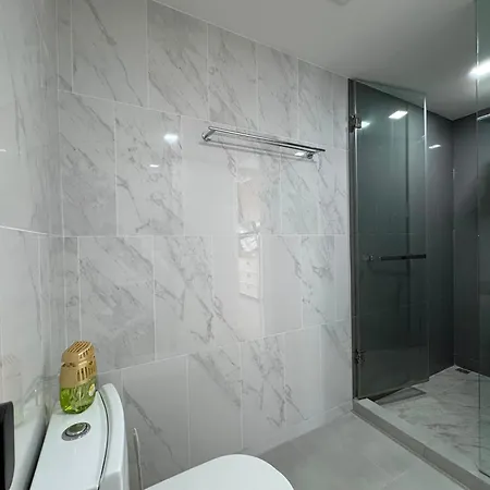 Zire Wongamat Apartment Pattaya
