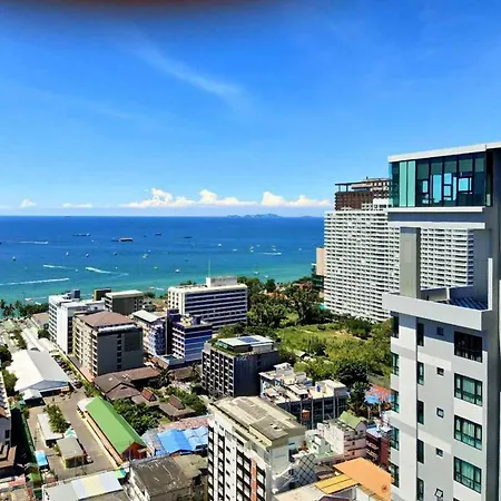 I Near The I Pool Pattaya