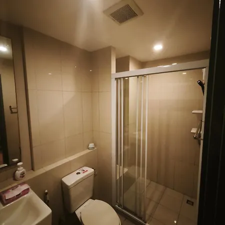 Apartment The Base Sea View 18 *
