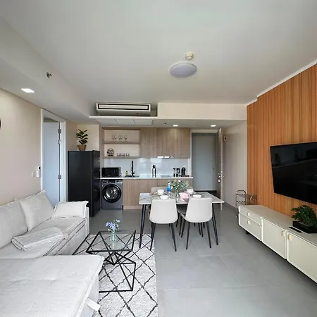 Apartment Zire Wongamat Pattaya