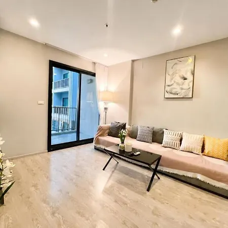 Sea View 2 Bed Location *