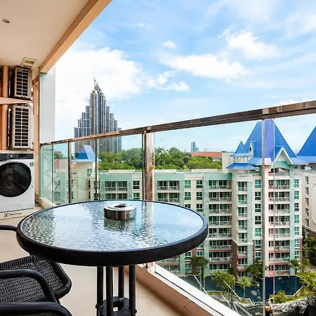 The Grande Caribbean Apartment