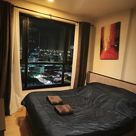 Apartment The Base Sea View 18 *